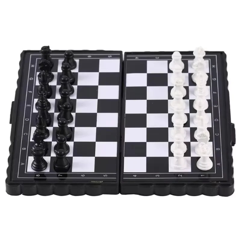 Mini Magnetic  Chess Set  Fold - Board Game Quacks 评论和价格
