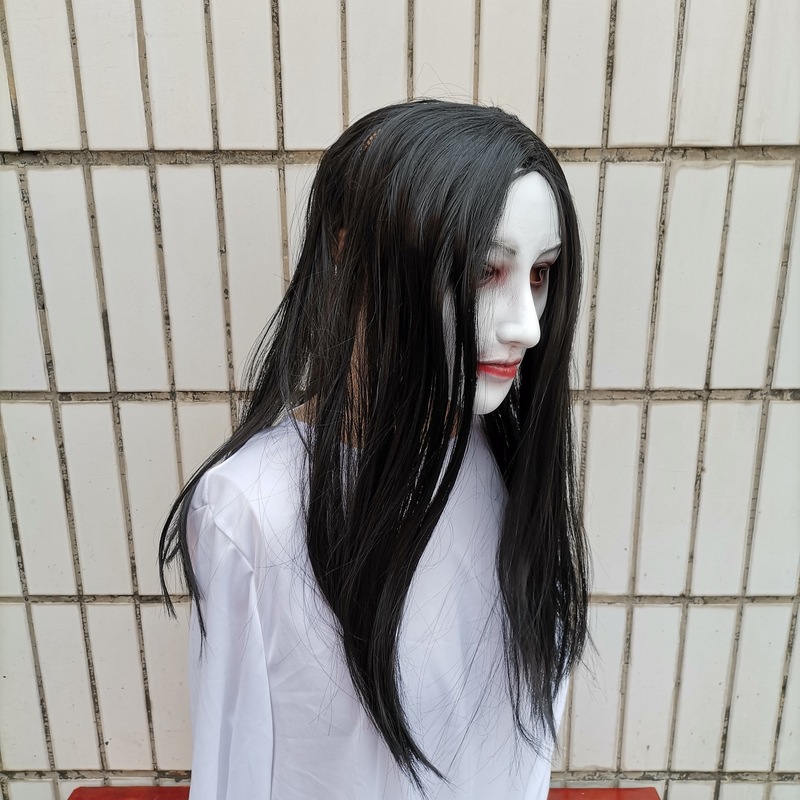 Le Cool Female ghost mask esca - Board Game In Real Life 评论和价格